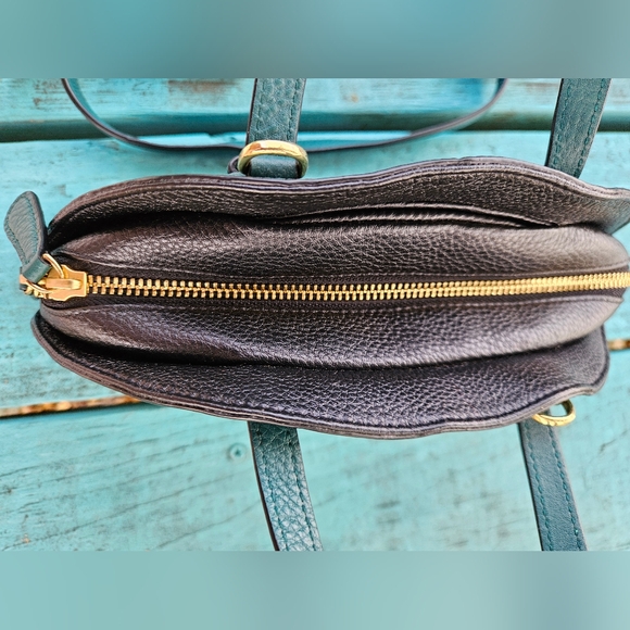 Vera Bradley Leather Green Bag - Picture 7 of 14